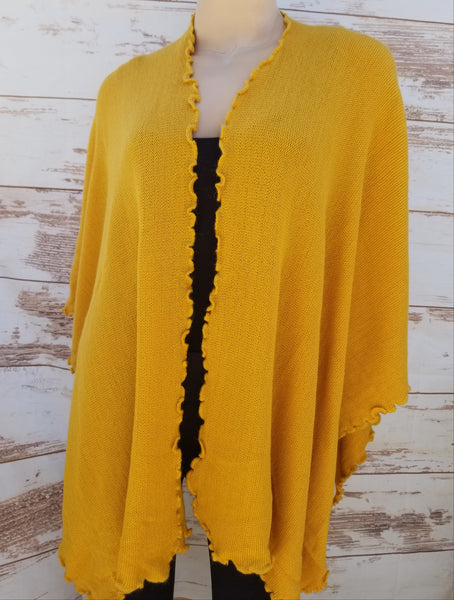 Fine alpaca slight ruffled ruana – Karim Collection